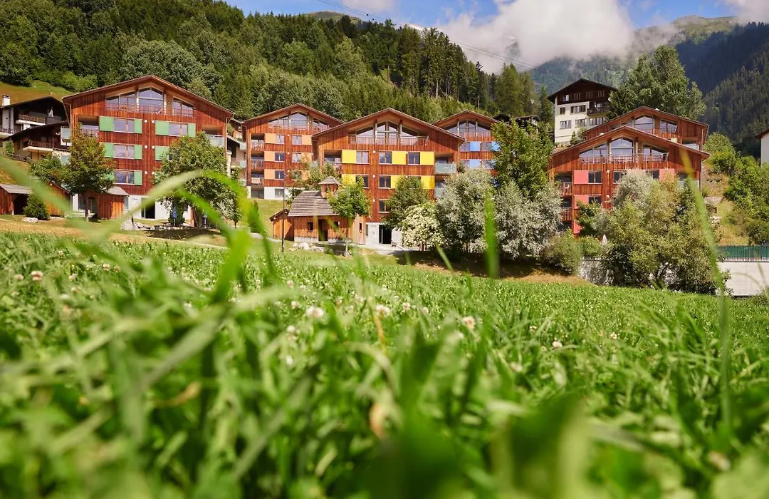 Reka-Feriendorf Disentis-1